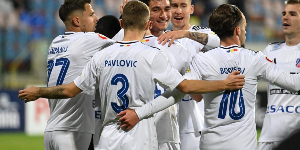 Patronul revelației din SuperLiga vrea să transfere doi fotbaliști care au rupt plasele în România: „El trebuie să se lupte la titlu”