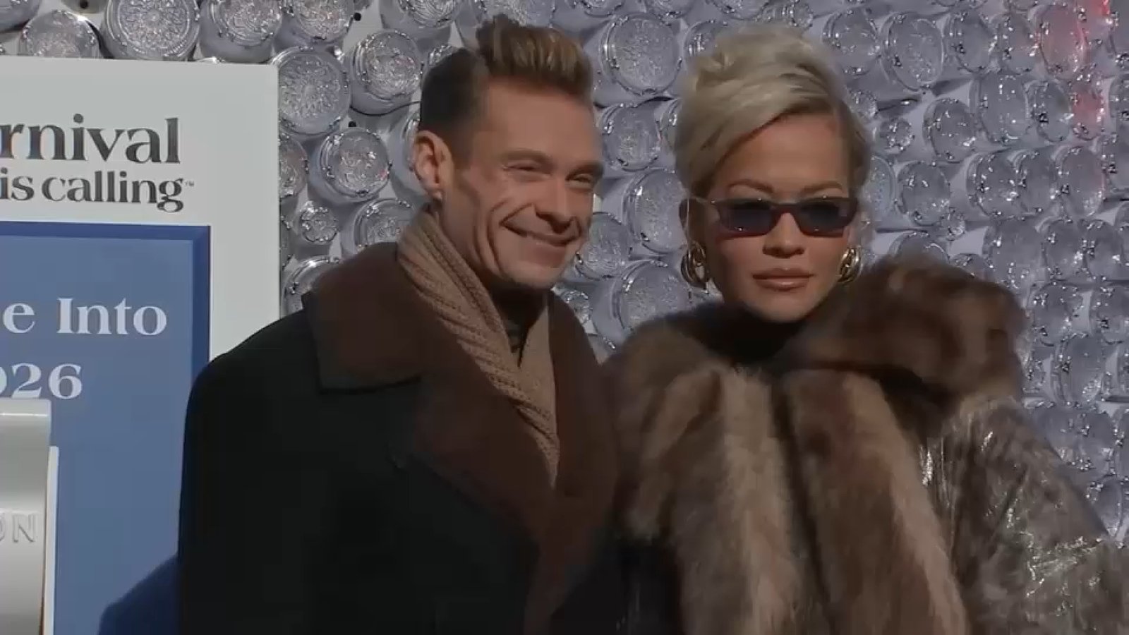 Countdown-ul de Revelion la Times Square, cu Ryan Seacrest și Rita Ora în prim-plan Pe măsură ce ne apropiem de finalul anului 2025, toți ochii sunt îndreptați spre Times Square, locul unde va avea loc una dintre cele mai așteptate petreceri de Revelion din lume