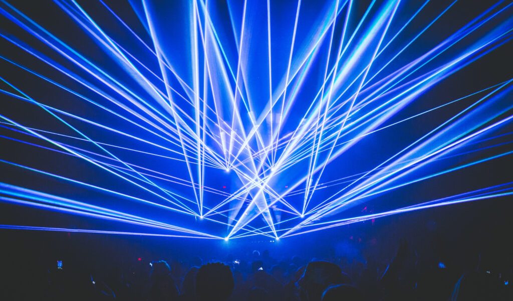 Show-de-lasere-Revelion-1024x683.jpg - NewsFactor