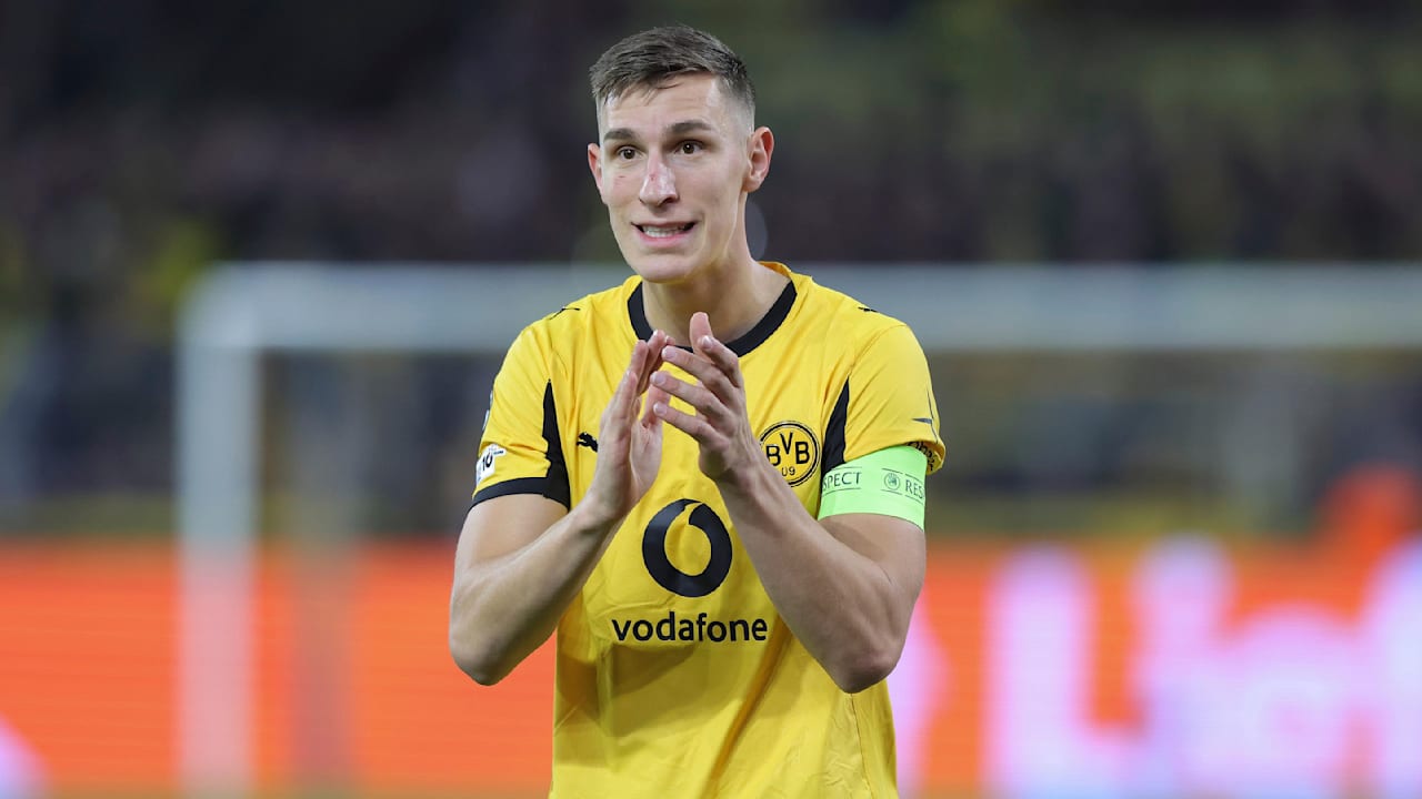 Nico Schlotterbeck, între Dortmund și marile cluburi europene: o decizie crucială se apropie Într-o perioadă decisivă pentru cariera sa, Nico Schlotterbeck (26 de ani), fundașul de bază al echipei Borussia Dortmund, se află în fața unei alegeri importante