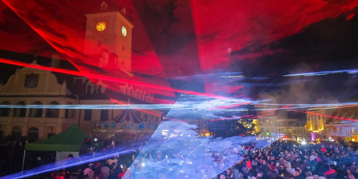 brasov-craciun-revelion-piata-sfatului-primaria3.jpg - NewsFactor