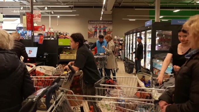 cumparaturi.jpg - NewsFactor