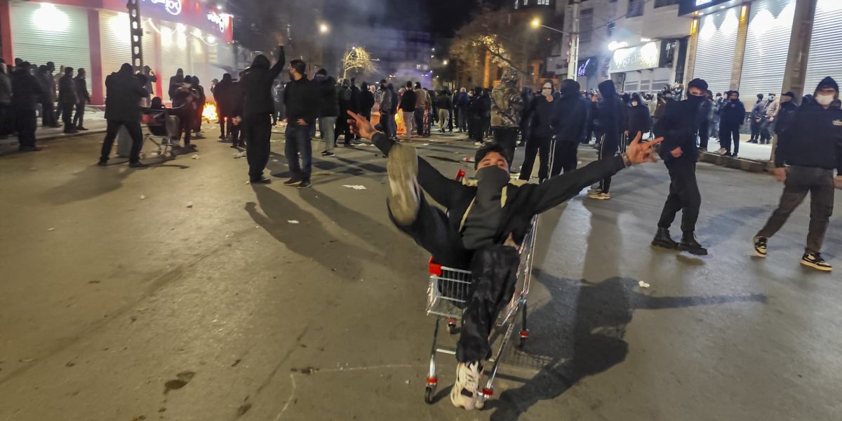 108250451-1767964254888-gettyimages-2254670170-MEI-IRN-Km-PIIJ8-20260108-002.jpeg - NewsFactor