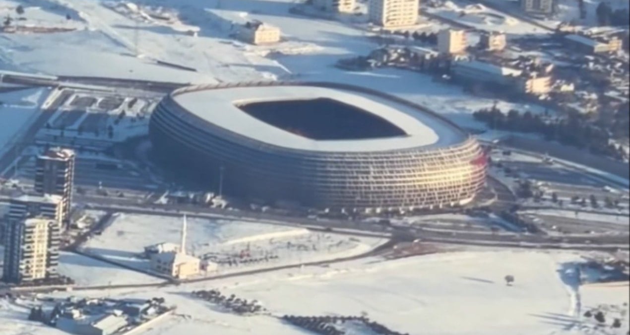 Süper Kupa nu se amână: TFF respinge cererile lui Galatasaray și Trabzonspor Turcia este în iarnă deplină, iar condițiile meteo nu par să se alineze cu temperamentul pasionat al fotbalului