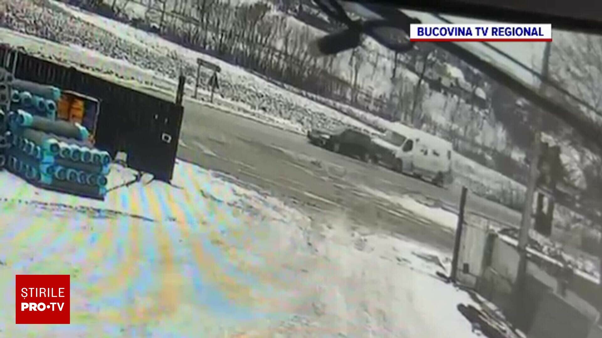 Accident rutier grav pe E85, în județul Suceava: doi răniți, inclusiv un șofer de 34 de ani Un accident rutier grav a avut loc pe Drumul European 85, în județul Suceava, soldându-se cu doi răniți, între care un bărbat de 34 de ani, care a suferit multiple traume