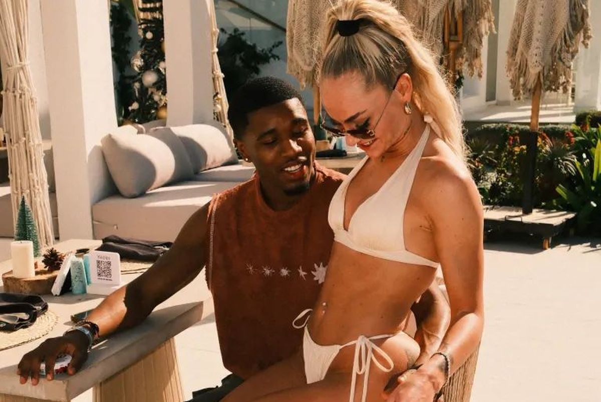 Alisha Lehmann și Montel McKenzie, un cuplu de senzație pe Instagram Alisha Lehmann, una dintre cele mai cunoscute jucătoare de fotbal din lume, a dat publicității relația sa cu Montel McKenzie, starul reality-show-ului „Love Island” din Marea Britanie