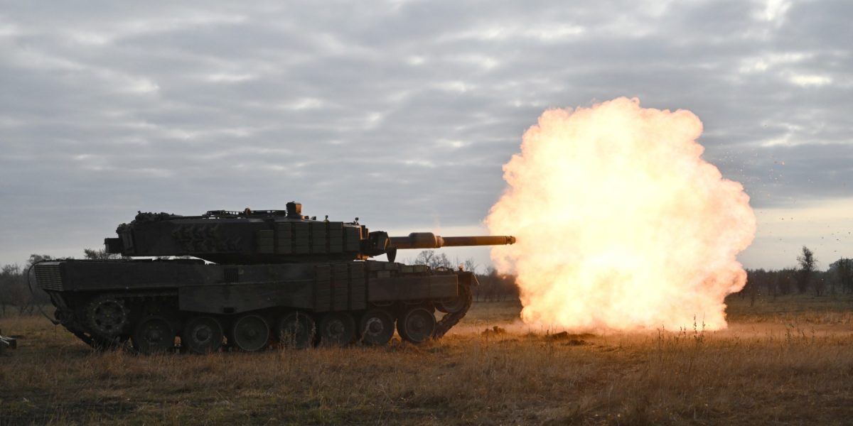 AFP__20241027__36KZ7HD__v3__HighRes__TopshotUkraineRussiaConflictWar.jpg - NewsFactor