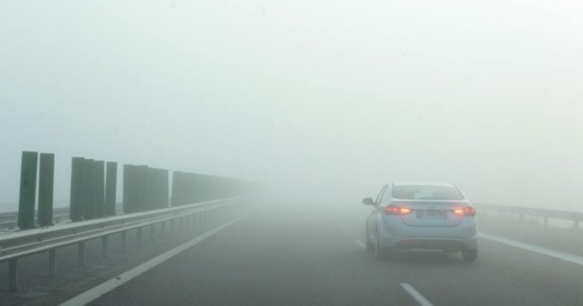 Cod galben de vânt și ceață densă în mai multe județe ale țării Administrația Națională de Meteorologie (ANM) a emis, luni, avertizări nowcasting de cod galben pentru vânt puternic în patru județe din Transilvania, dar și pentru ceață, burniță și ghețuș în alte nouă județe din Moldova, Muntenia și Dobrogea