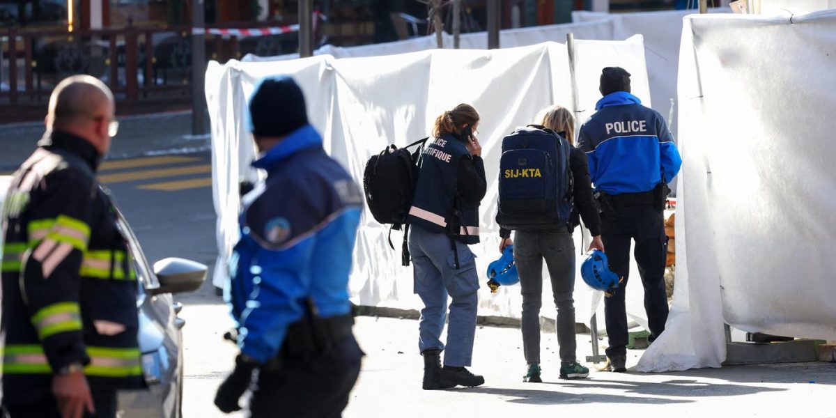 les autorités redoutent « plusieurs dizaines » de morts ; deux Français sont parmi la centaine de blessés