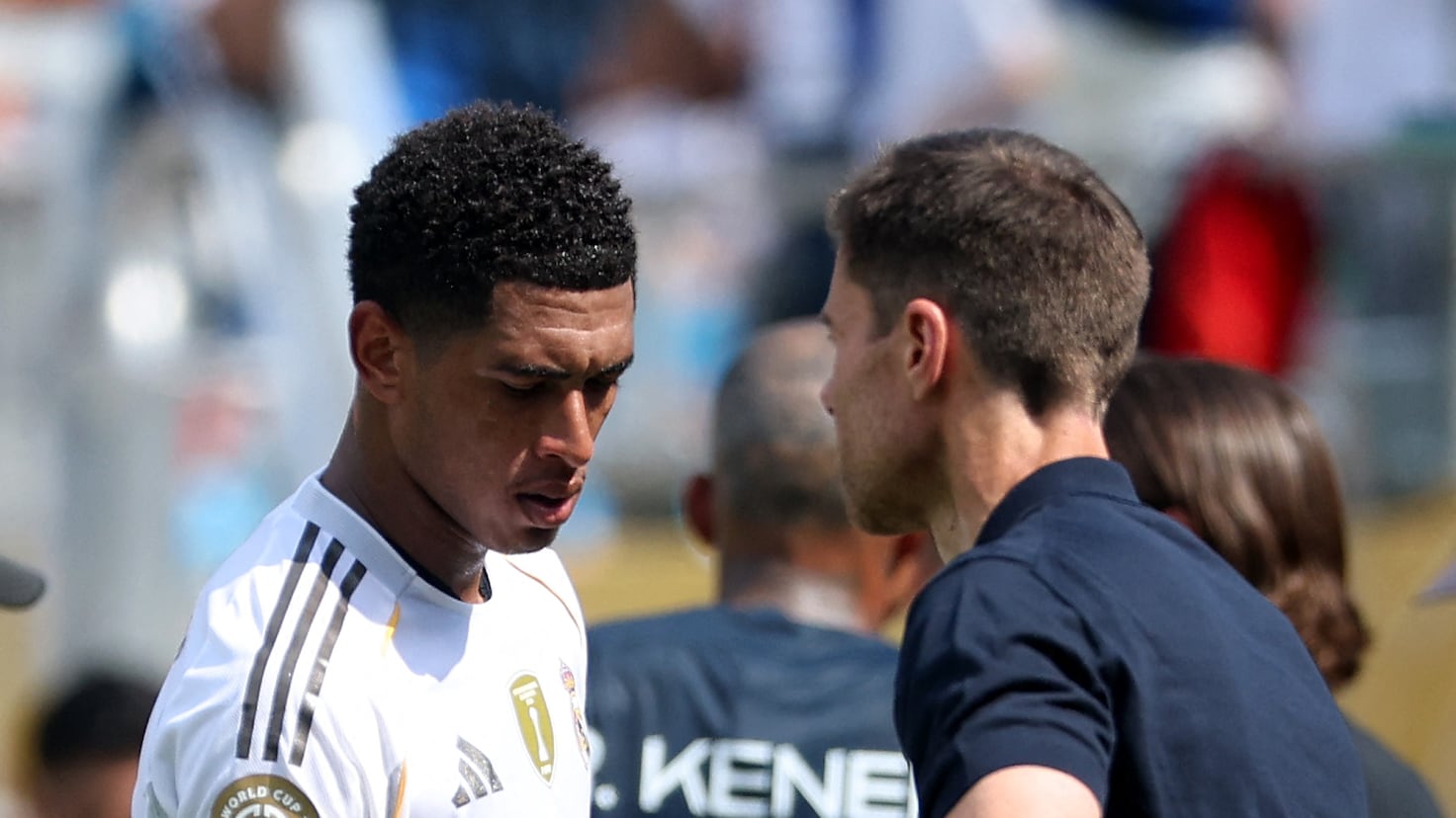 Iñigo Pérez despre demiterea lui Xabi Alonso: „Antrenorul trebuie să-și asume responsabilitatea” Într-o declarație recentă, Iñigo Pérez, antrenorul echipei Rayo Vallecano, a comentat decizia clubului Real Madrid de a-l demite pe Xabi Alonso