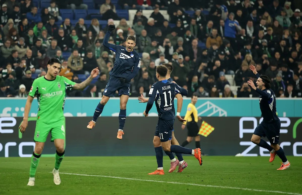 Matchday-ul 17 al Bundesliga a marcat nu doar prima și unica „Englisch Woche” (săptămână engleză) a sezonului, ci și finalizarea turului de campionat