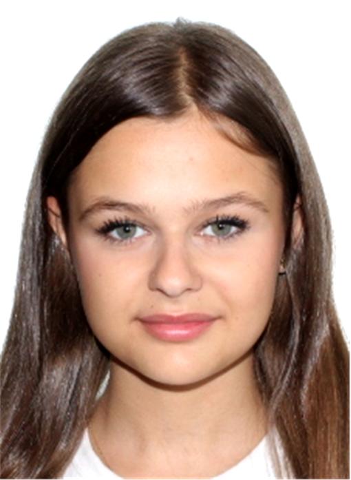 Fată de 14 ani, înălțime 140 cm, dispărută.