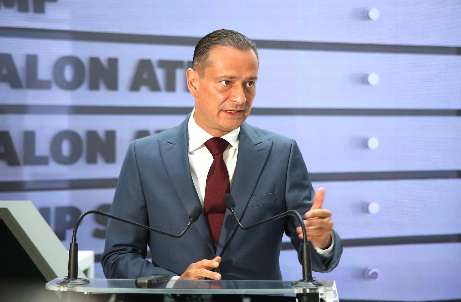 Primarul Sectorului 4, Daniel Băluță, a reacționat vehement la avertismentele privind criza bugetară lansate de primarul general al Capitalei, Ciprian Ciucu