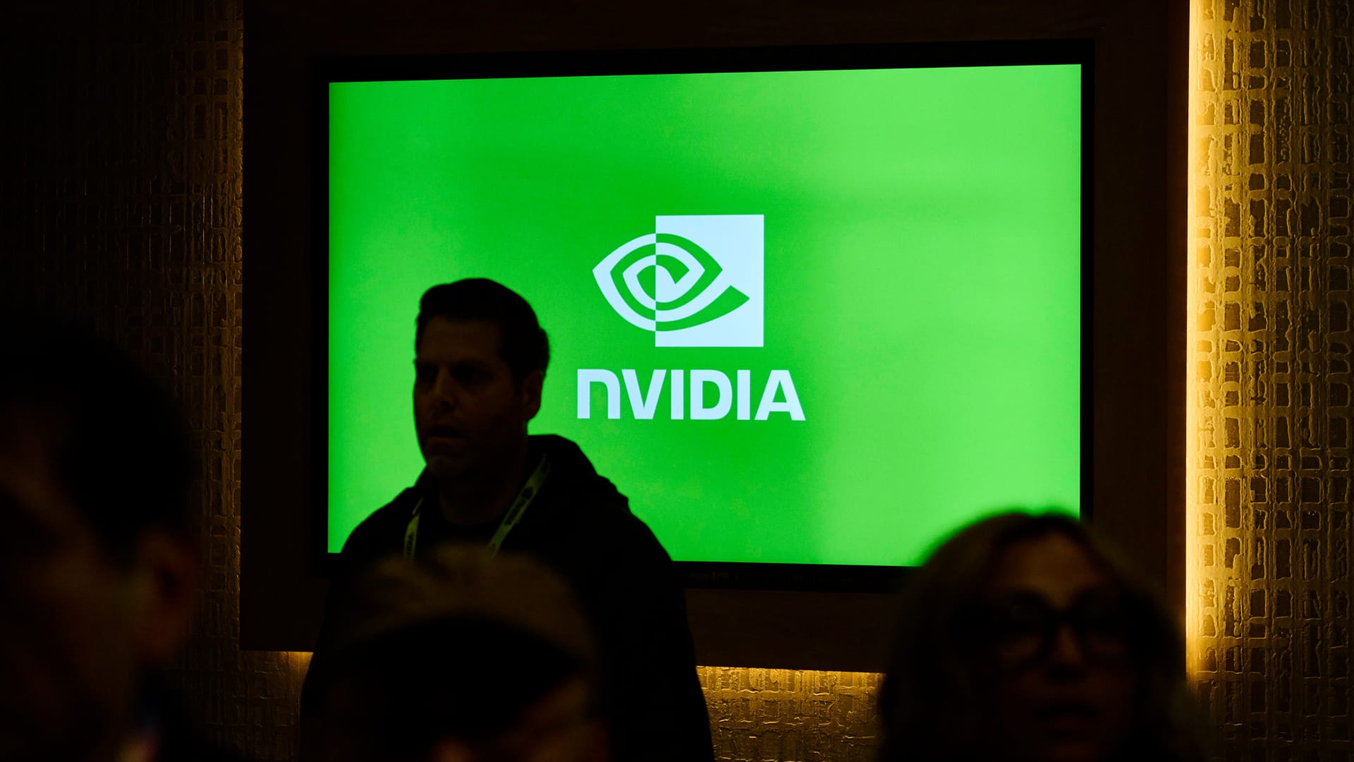Persis Drell părăsește consiliul de administrație al Nvidia Directorul Nvidia, Persis Drell, a anunțat pe 5 ianuarie că a demisionat din consiliul de administrație al companiei, după mai bine de un deceniu de activitate