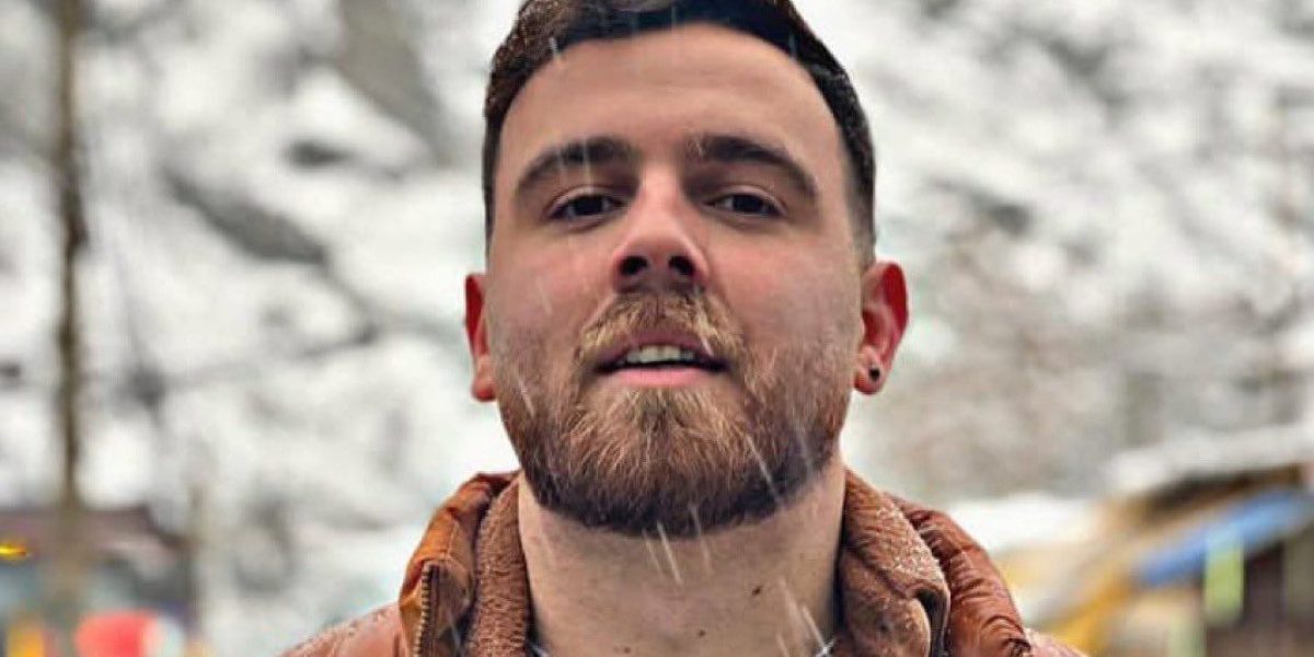 Dominic Fritz distribuie poza iranianului pe care regimul de la Teheran vrea să-l execute azi. Mesaj de susținere pentru protestatari