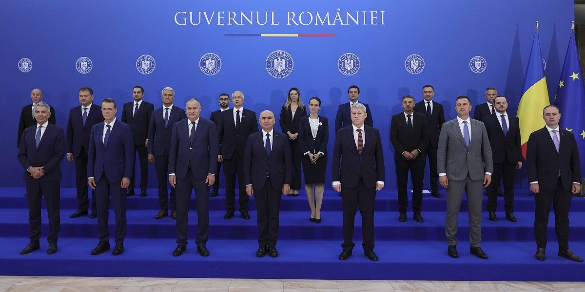 INSTANT_GUVERN_SEDINTA_CAB_BOLOJAN_005_INQUAM_Photos_Octav_Ganea.jpg - NewsFactor