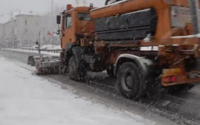 „O iarnă autentică.” Urmează zile cu ninsori, viscol și polei, se depune strat gros de zăpadă. Cât mai ține vremea rea