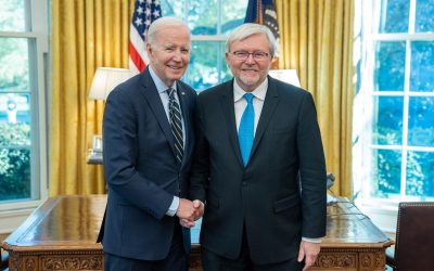 Kevin-Rudd-ambasadorul-Australiei-in-SUA-si-presedintele-american-Joe-Biden-la-Washington-pe-1-mai-2.jpeg - NewsFactor