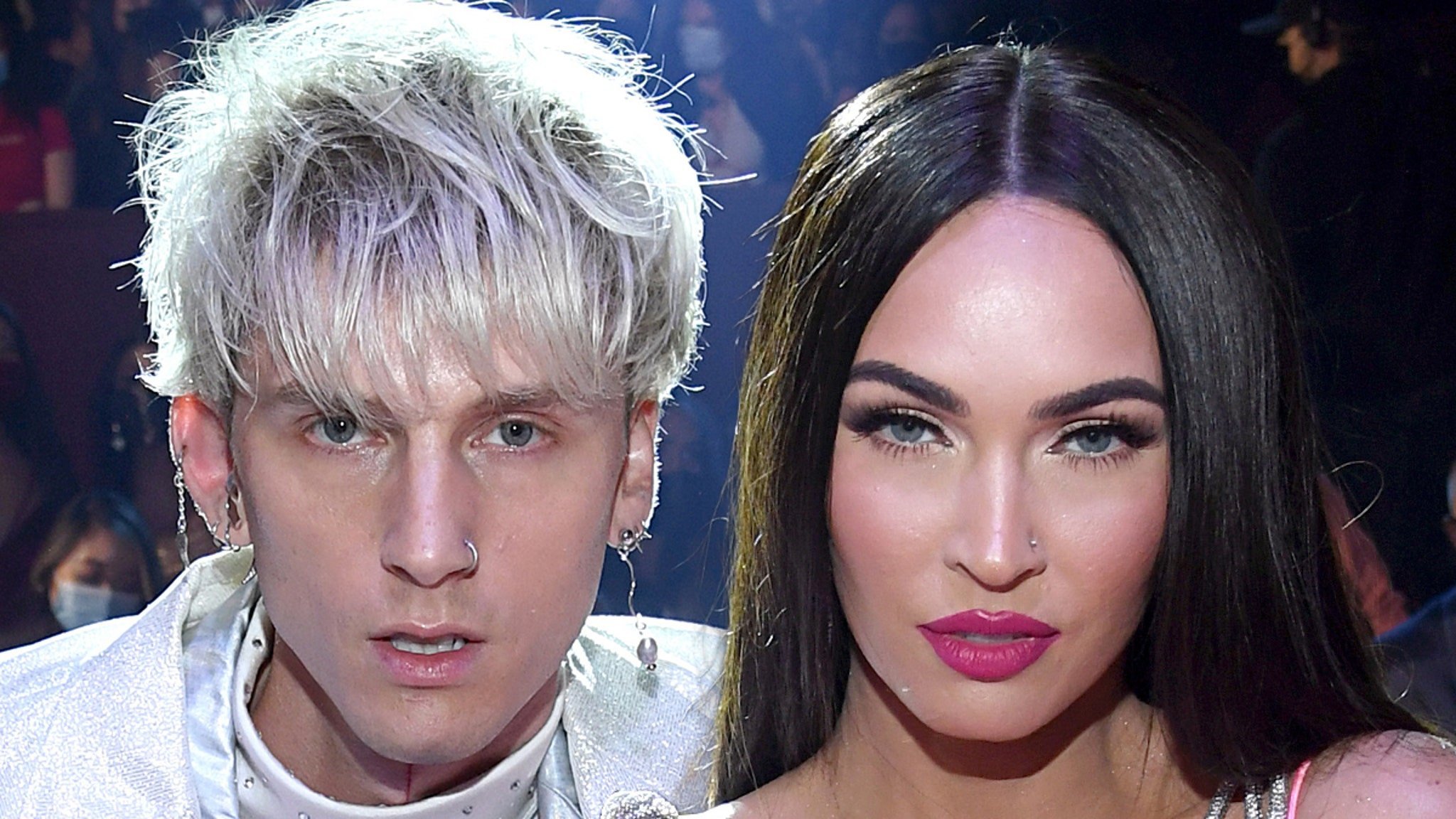 Megan Fox și Machine Gun Kelly: Un Cuplu Împărțit, dar Totuși Aproape Megan Fox și Machine Gun Kelly continuă să fie subiect de discuție în rândul fanilor și al presei, având în vedere ultimele lor apariții publice, care au generat speculații privind o posibilă reconciliere