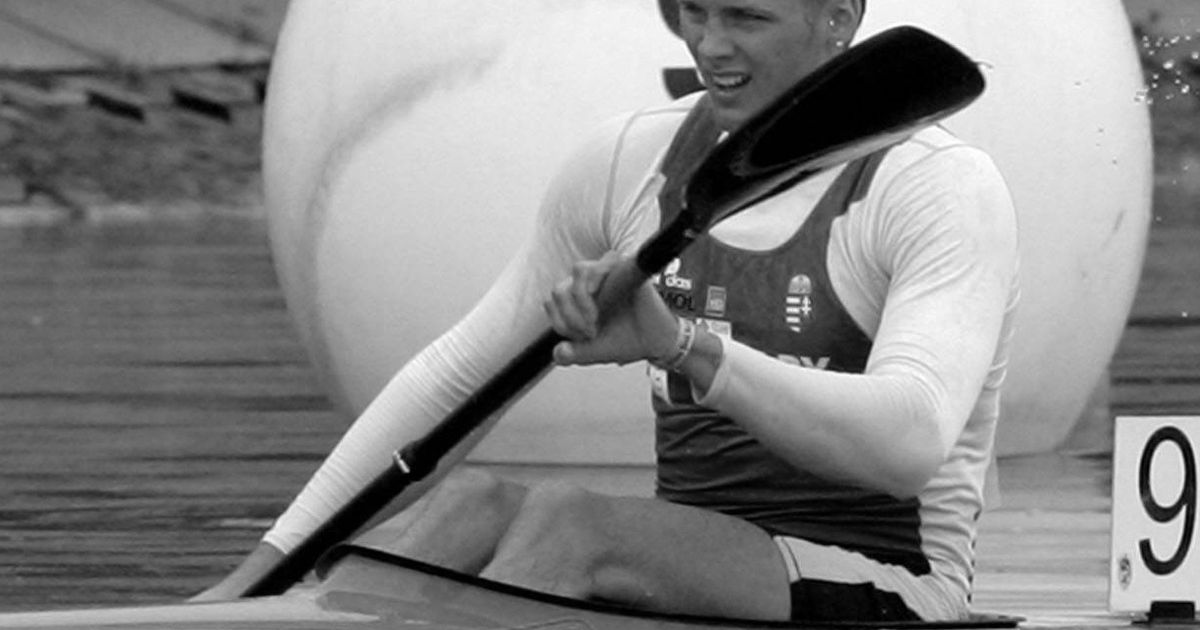Tragedie în sportul maghiar: Mikloş Dudaş, campion mondial la kaiac-canoe, găsit mort la doar 34 de ani Mikloş Dudaş, un nume de referință în lumea kaiacului-canoe, a fost descoperit fără viață în apartamentul său din Budapesta, în dimineața zilei de luni, 5 ianuarie 2026