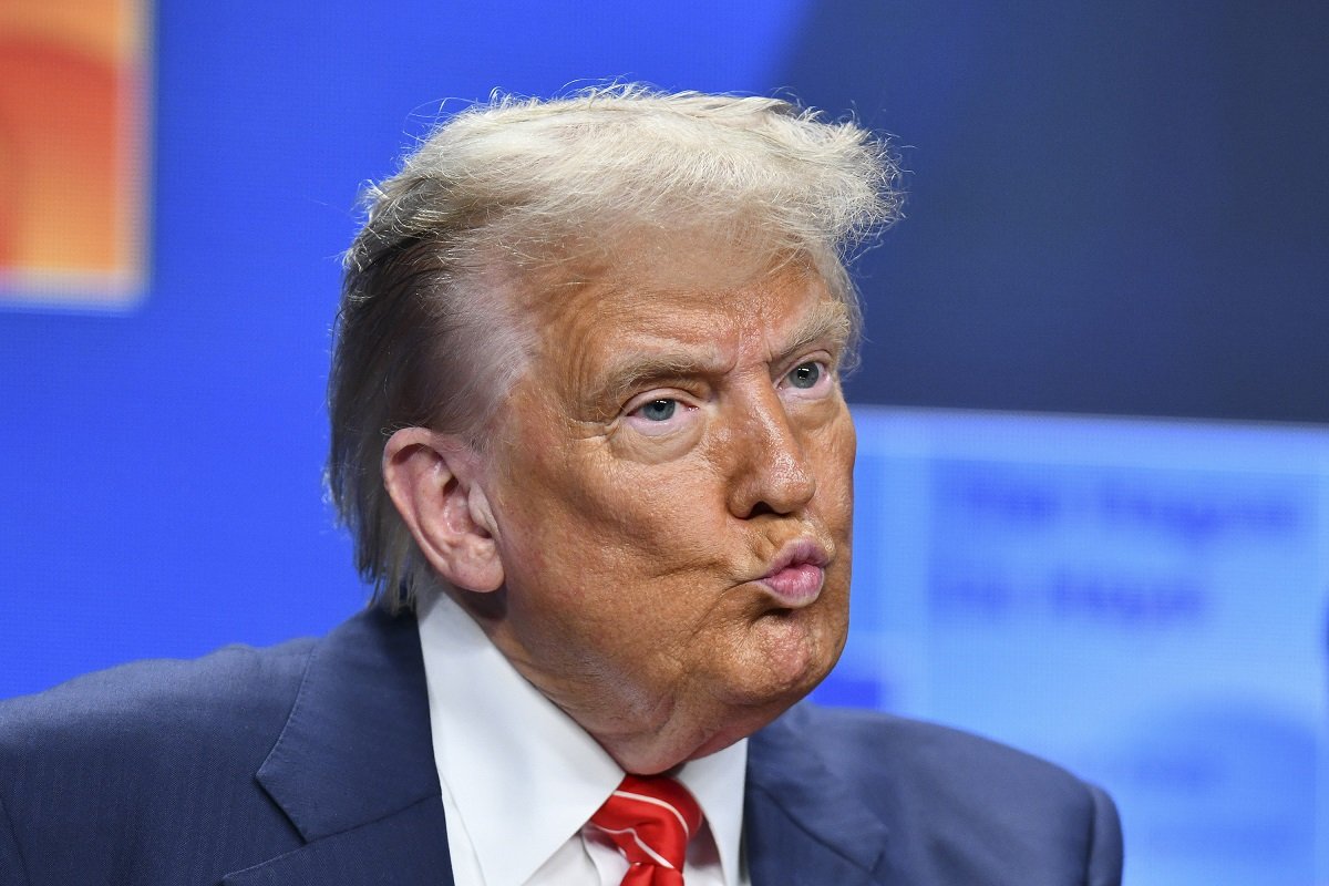 Trump ține discursul zilei