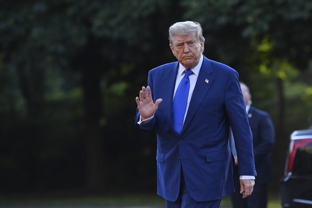 Trump ia aspirină zilnic