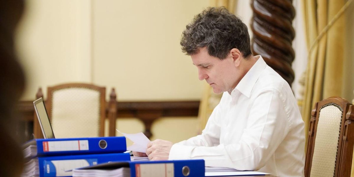 Nicusor-Dan-dosare.jpg - NewsFactor