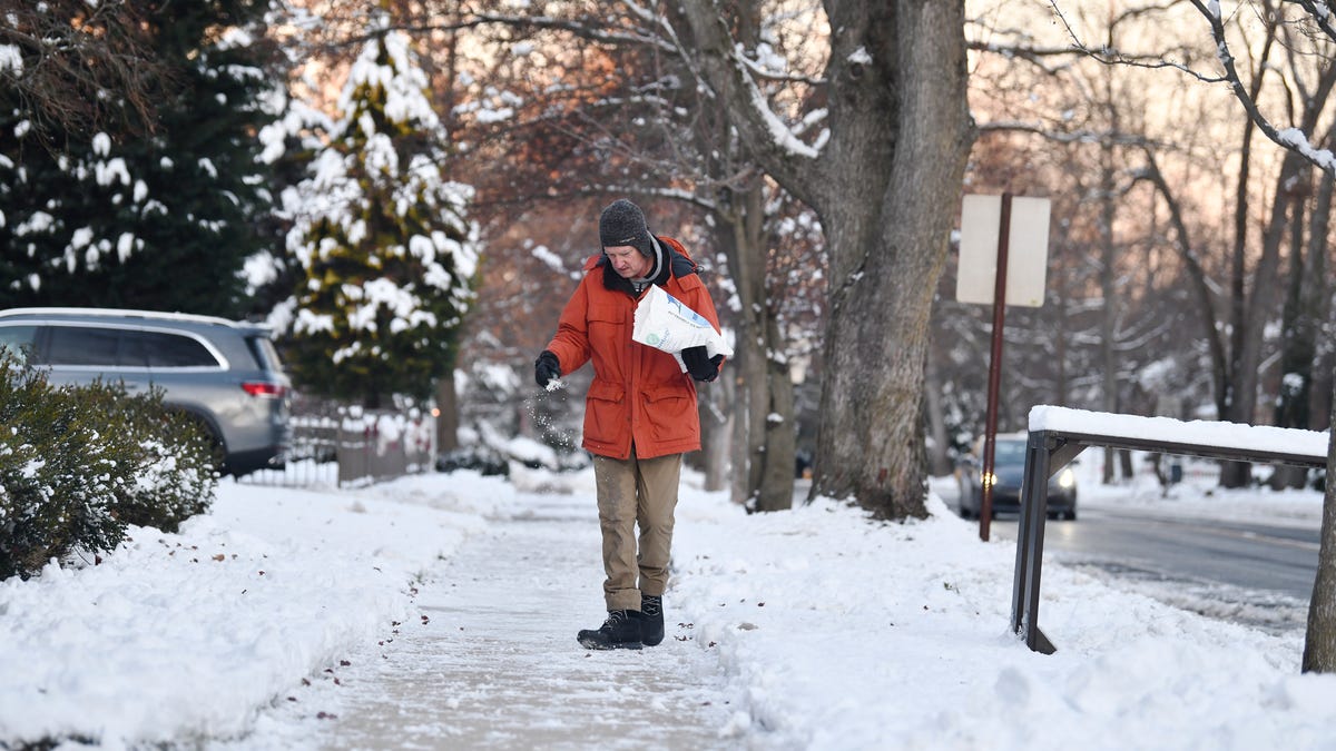 Glouster Catholic, pe Culmile Performanței Jalyn Moore de la Glouster Catholic a fost recunoscut drept „Sportivul săptămânii” în sudul New Jersey-ului, grație unei prestații remarcabile pe terenul de joc