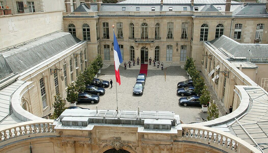 Palatul-Matignon-sediu-guvern-Franta.jpg - NewsFactor