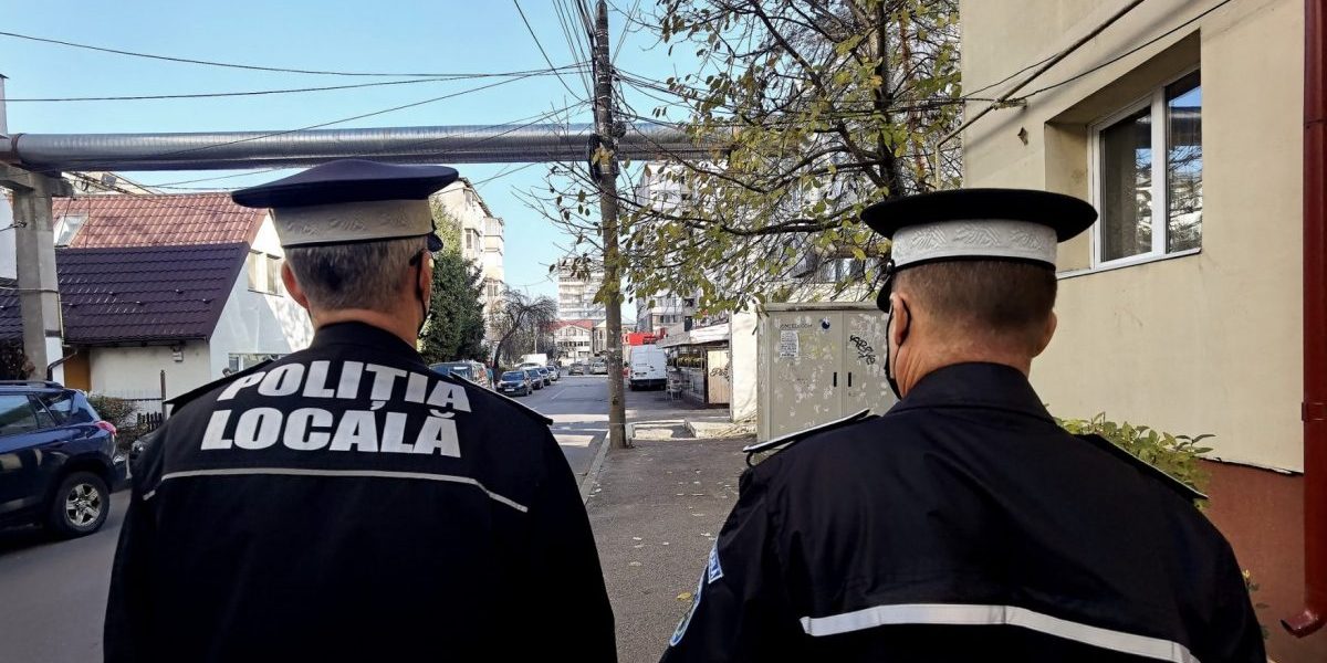 Politia-locala-politist-e1640365024622.jpg - NewsFactor