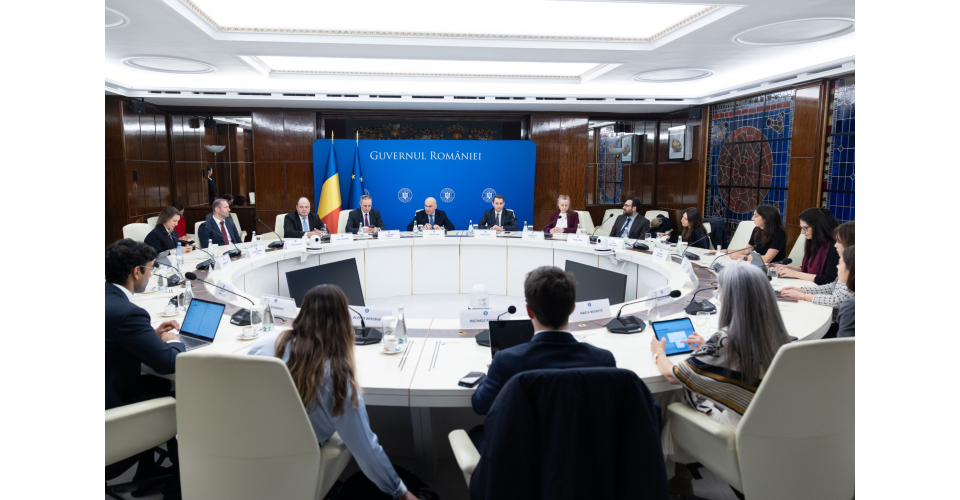 Premier-Bolojan-intalnire-investitori-1.jpeg - NewsFactor