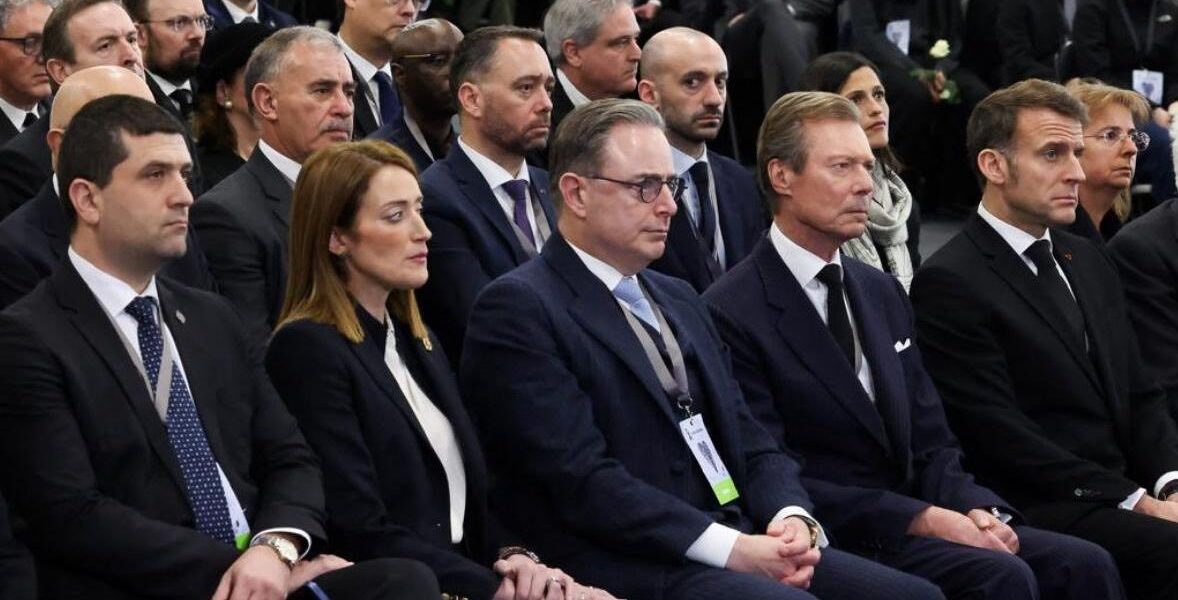 Radu-Miruta-comemorare-victime-Crans-Montana-e1768153434259.jpg - NewsFactor