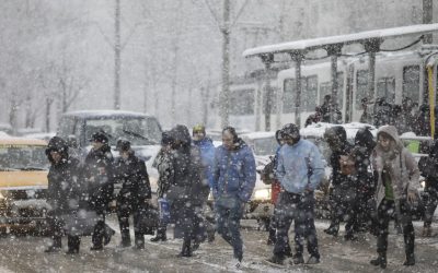 Două mase de aer se vor ciocni deasupra României. ANM anunță ger și ninsori. Zonele afectate