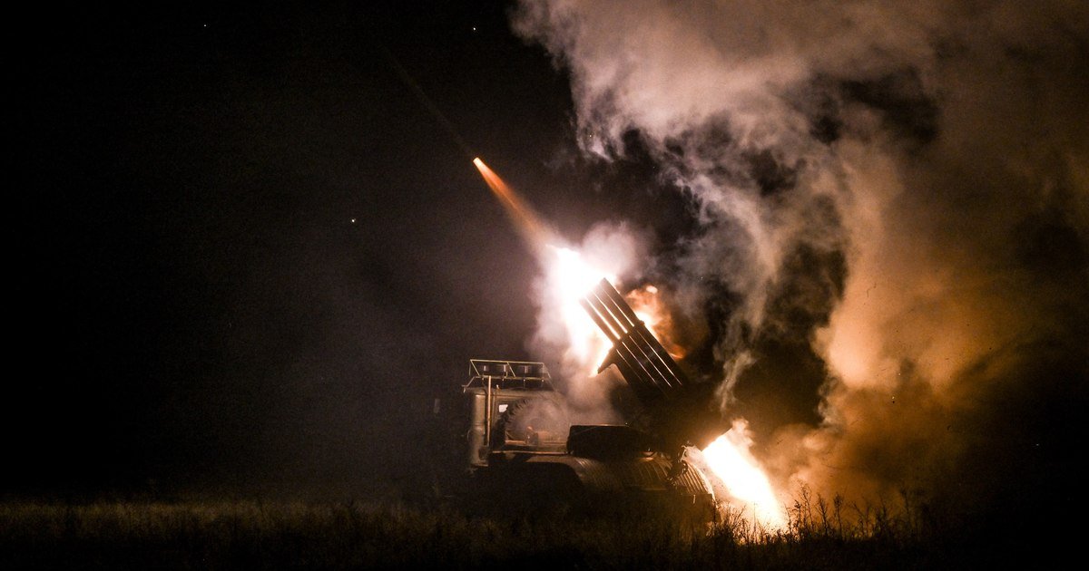 Rușii adoptă tactici de infiltrare în apropierea Pokrovskului Forțele rusești au schimbat strategia de atac în zona Pokrovsk, adoptând tactici de infiltrare pentru a evita detectarea, conform informațiilor oferite de Garda Națională a Ucrainei