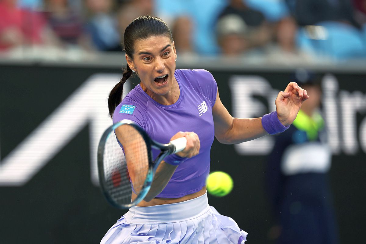 Sorana Cîrstea înfruntă un adversar redutabil la Australian Open: Naomi Osaka Sorana Cîrstea, numărul 41 mondial, se află în fața unei provocări majore în turul 2 al Australian Open, confruntându-se cu jucătoarea niponă Naomi Osaka, locul 17 WTA