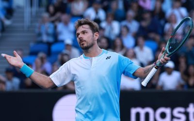 Stan Wawrinka’s Australian Open farewell tour rolls on with remarkable five-set win