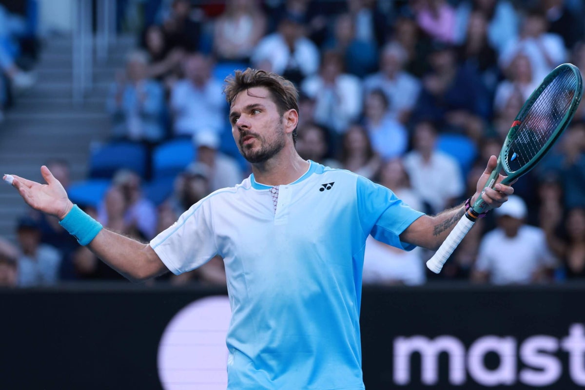 Stan Wawrinka încântă în Australian Open: un triumf emoționant la 40 de ani MELBOURNE, Australia – Stan Wawrinka a oferit o lectie de tenism la Australian Open, reușind să se impună în fața lui Arthur Géa după un meci dramatic ce a durat patru ore și 33 de minute