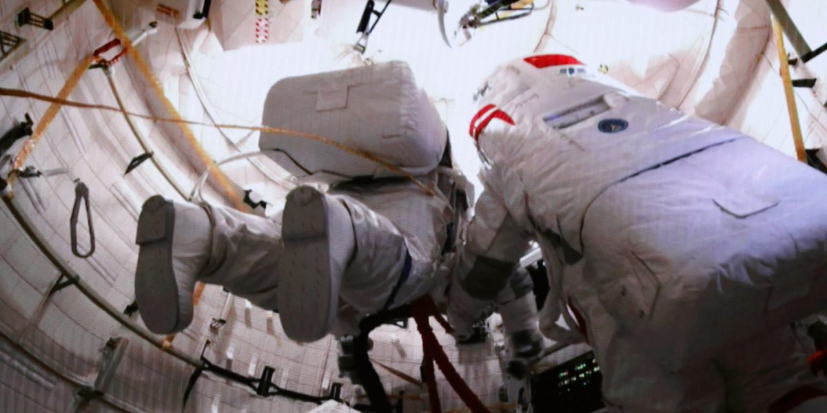 Statia-Spatiala-Tiangong-interior.jpg - NewsFactor