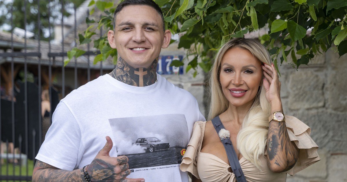 Accident tragic în Slovacia: Fitnesmodelul Jákli Mónika a decedat în urma unei coliziuni Un accident deosebit de grav a avut loc în Slovacia, pe drumul național 63, între localitățile Nagymegyer și Alistál, provocând moartea lui Jákli Mónika, un cunoscut fitnesmodel și influencer în mediul online