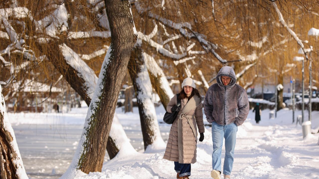 Vreme capricioasă: Gerul își va face bagajele în următoarele săptămâni!