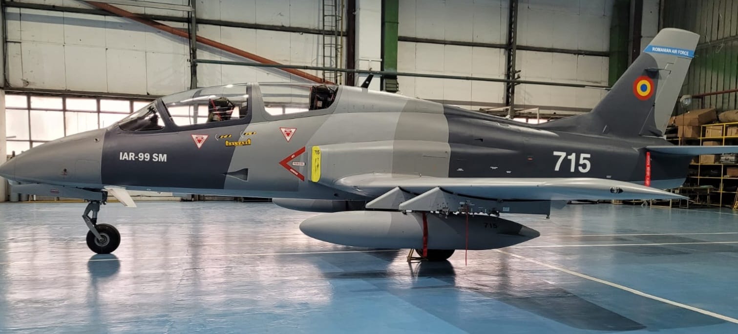 Craiova: Avioane, pe cale să piardă opt milioane euro