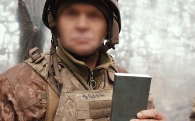 biblie-impermeabila-front-ucraina1-hgy5.jpg - NewsFactor