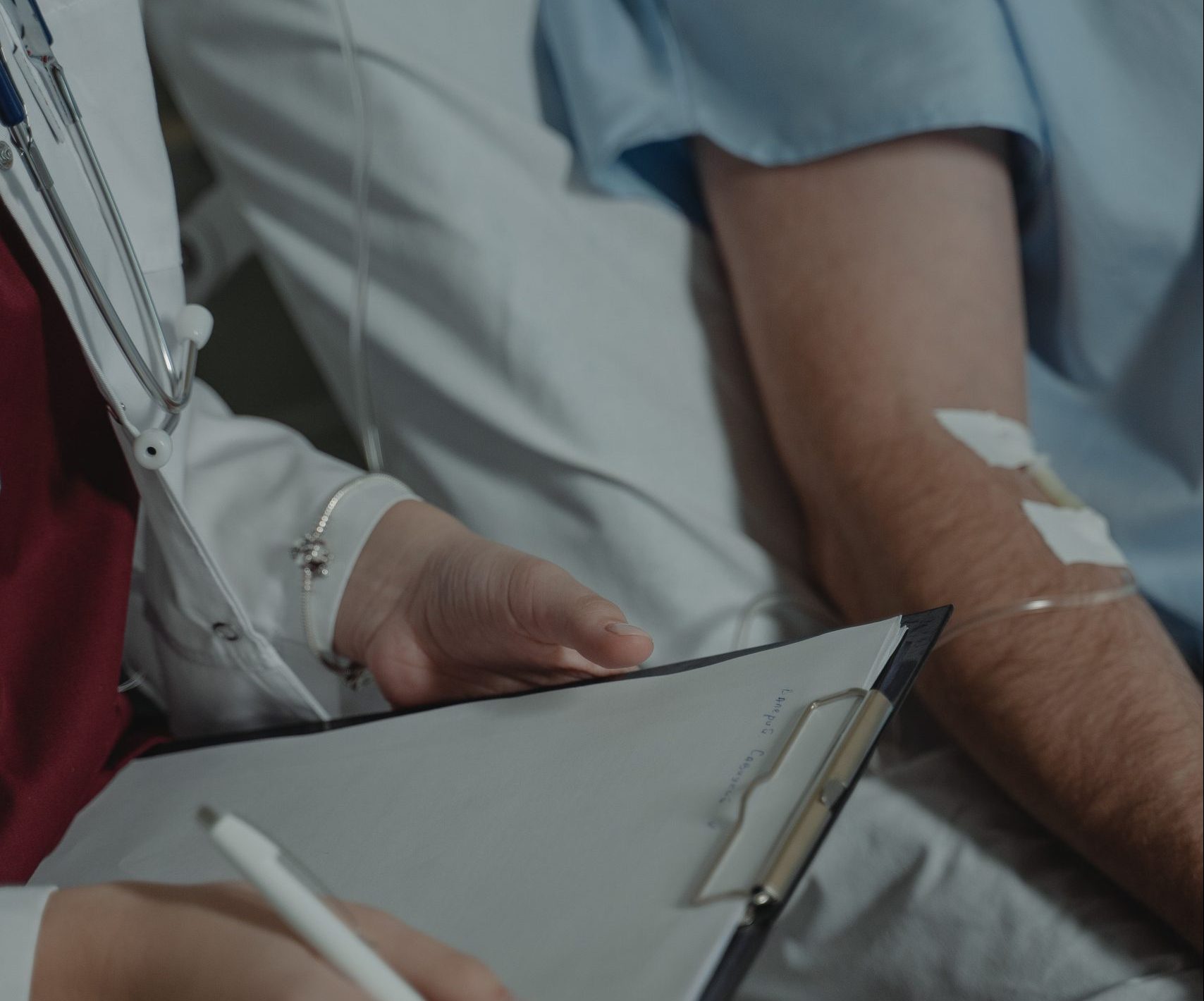 O femeie din Italia a fost supusă unui calvar medical de patru ani, după ce a fost diagnosticată eronat cu un cancer de limfom în fază terminală