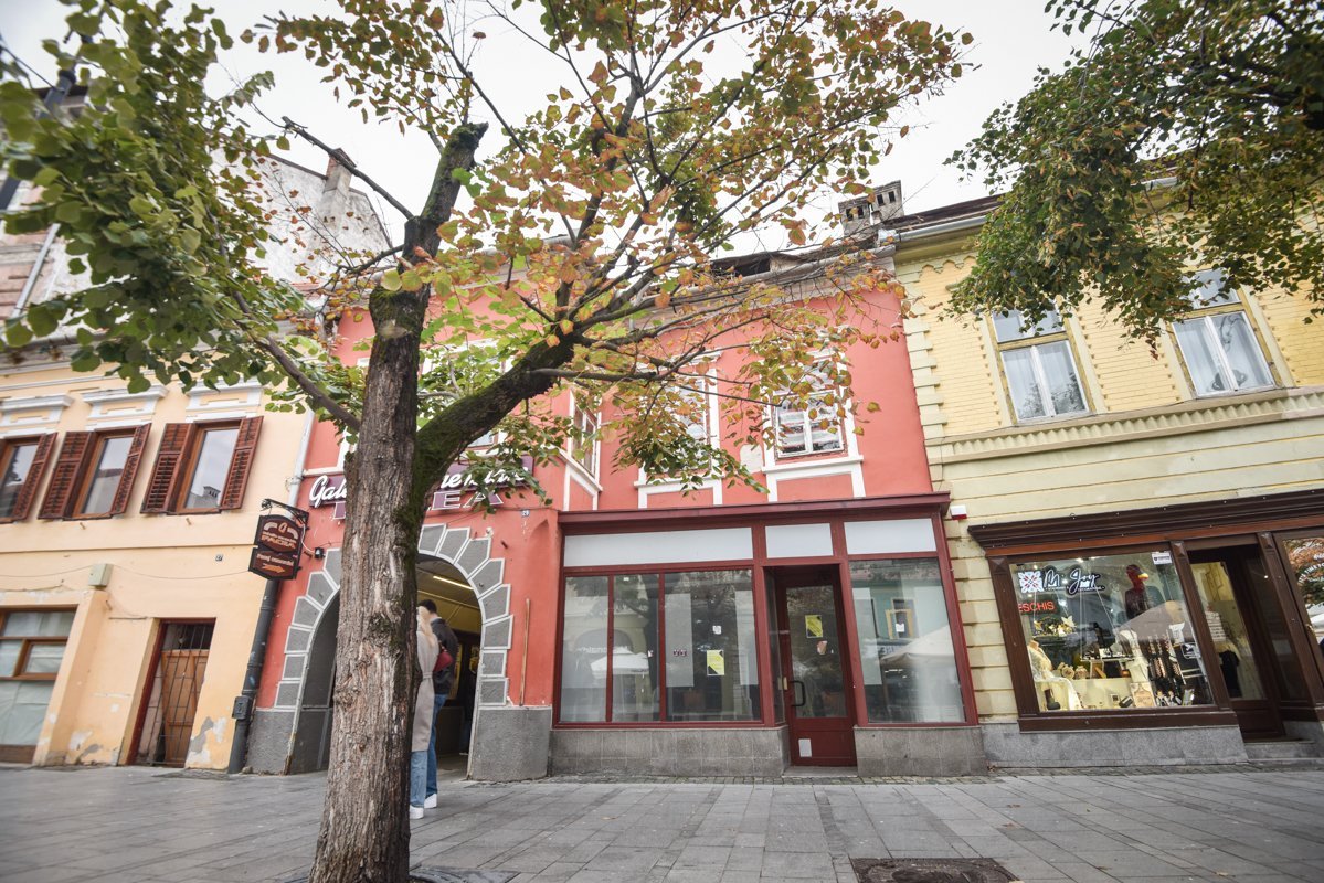 Iohannis pierde jumătate din casă în favoarea ANAF