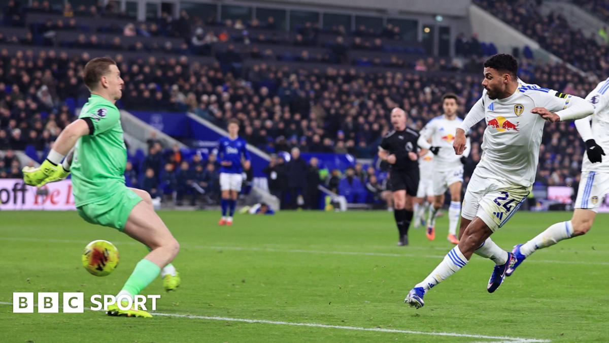 Leeds învinge Everton în deplasare, profitând de o defensivă vulnerabilă Leeds United a reușit să obțină o victorie importantă în deplasare, impunându-se cu 1-0 în fața echipei Everton, într-o partidă în care și-a arătat clar superioritatea