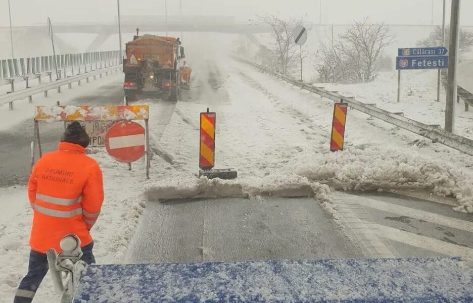cod-rosu-viscol-trafic-autostrada-inchisa-furtuna-zapada-e1700981698895.jpg - NewsFactor