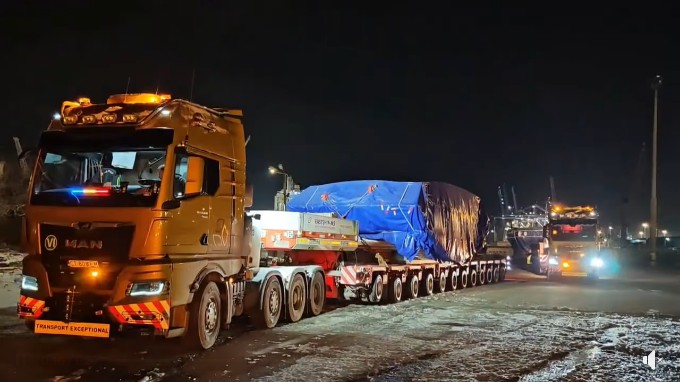 convoi-exceptional-camion-uriasul.jpg - NewsFactor