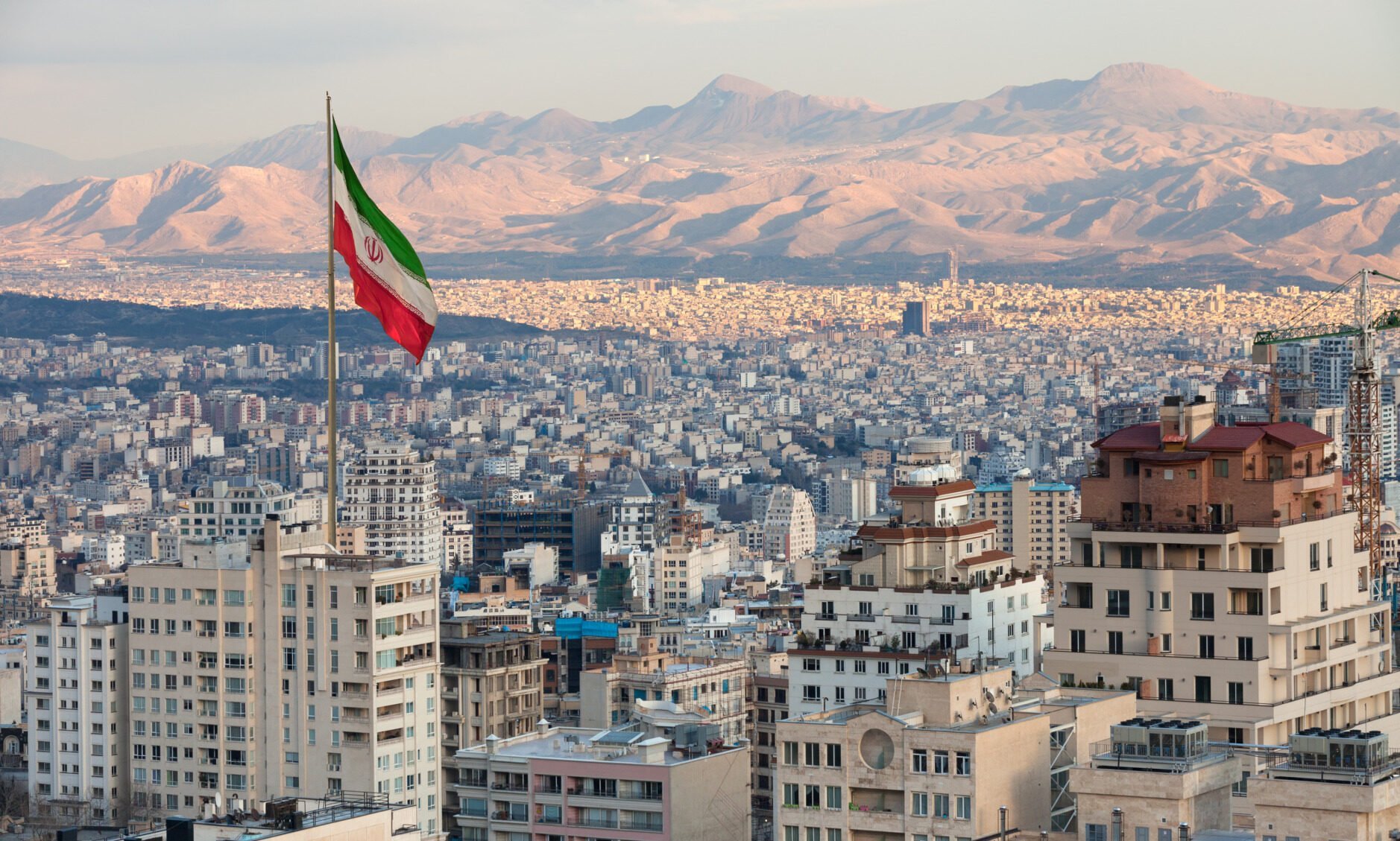 Franța a anunțat oficial că va sprijini includerea Gărzii Revoluționare Islamice din Iran pe lista Uniunii Europene a organizațiilor teroriste, într-un demers inițiat de Italia și motivat prin reprimarea brutală a protestelor din Iran