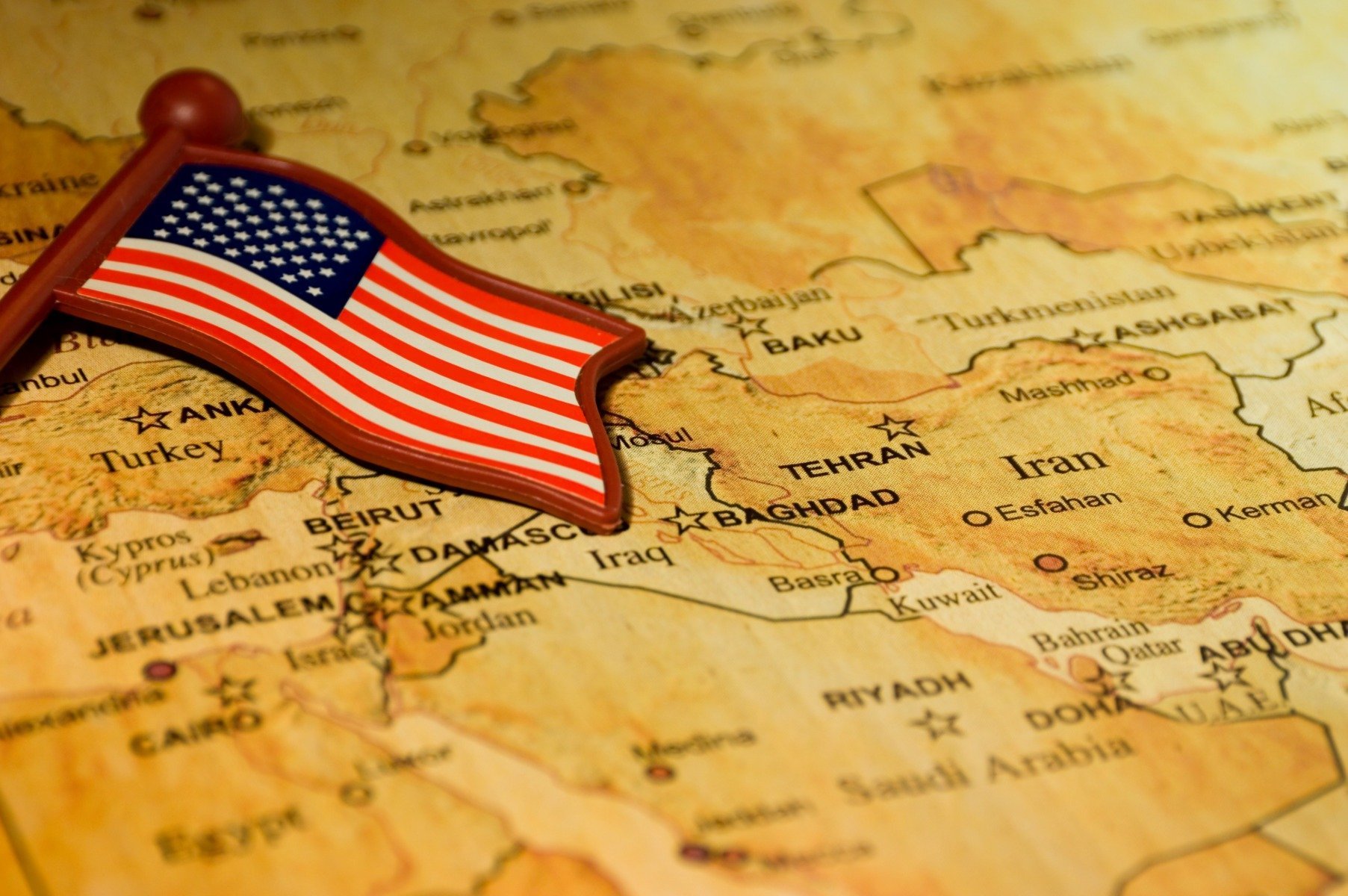 Iranul amenință cu „război total” după declarația lui Trump.