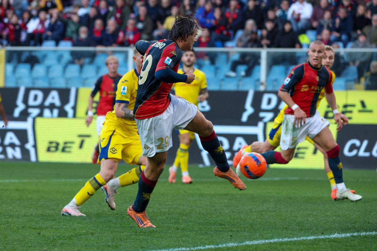 Genoa și Pisa, un duel crucial pentru supraviețuire în Serie A Genoa și Pisa se confruntă în această după-amiază pe Stadio Luigi Ferraris, într-un meci deosebit de important pentru ambele echipe, aflate la limita retrogradării